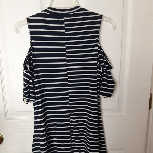 Simply Southern Size Small Black & White Striped Dress. - Picture 3 of 3